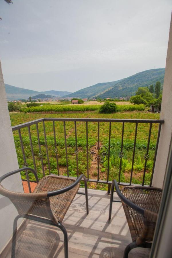 Vinarija "Delmo" Apartments Trebinje Exterior foto